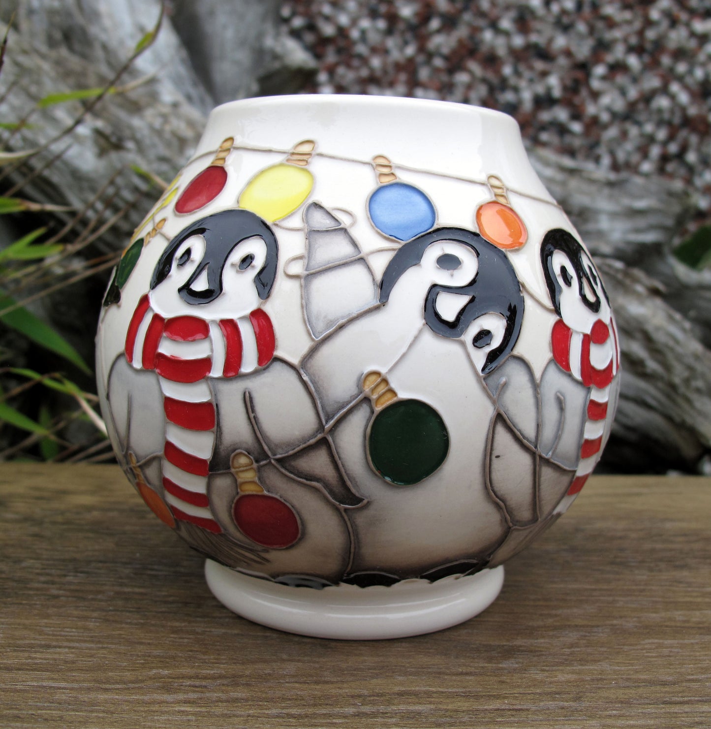 Moorcroft Exquisite THE PARTY Vase RM2/4  Retail Price £490 Christmas Penguins