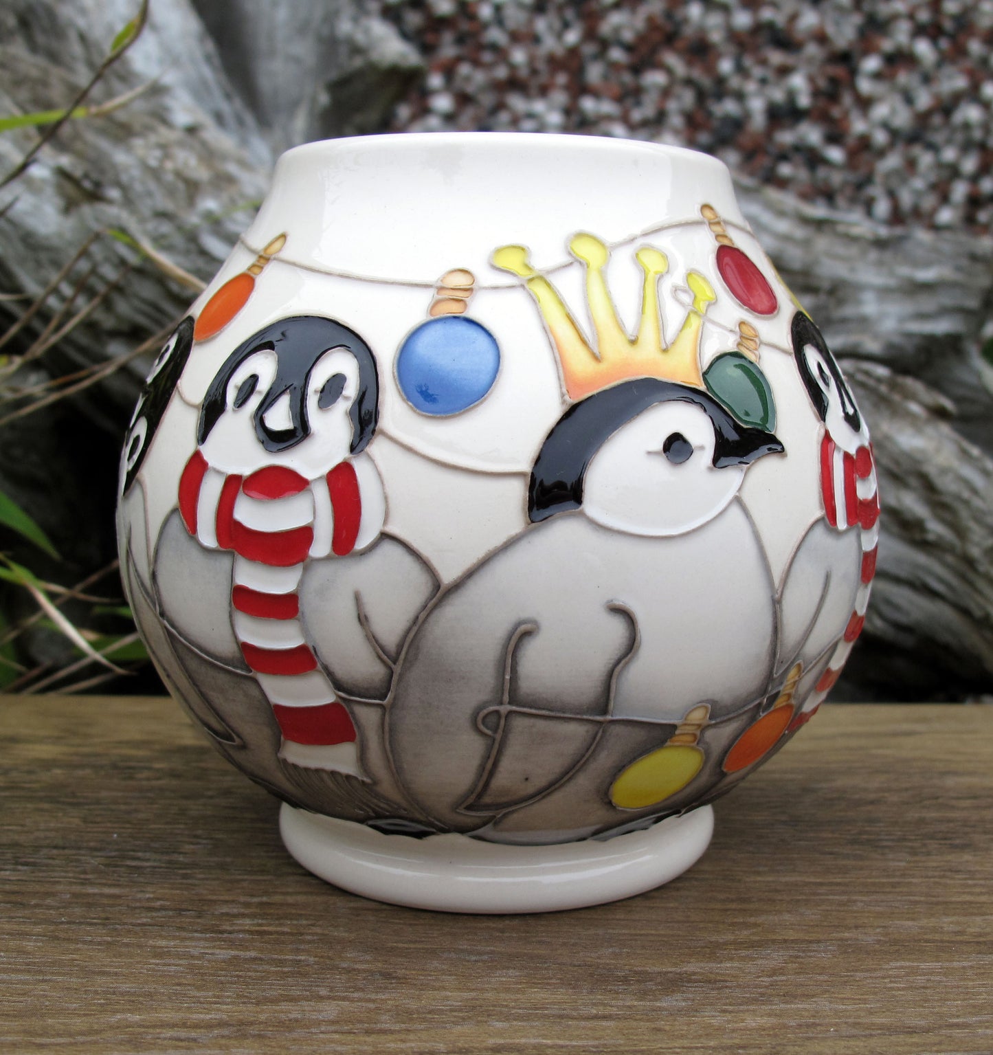 Moorcroft Exquisite THE PARTY Vase RM2/4  Retail Price £490 Christmas Penguins