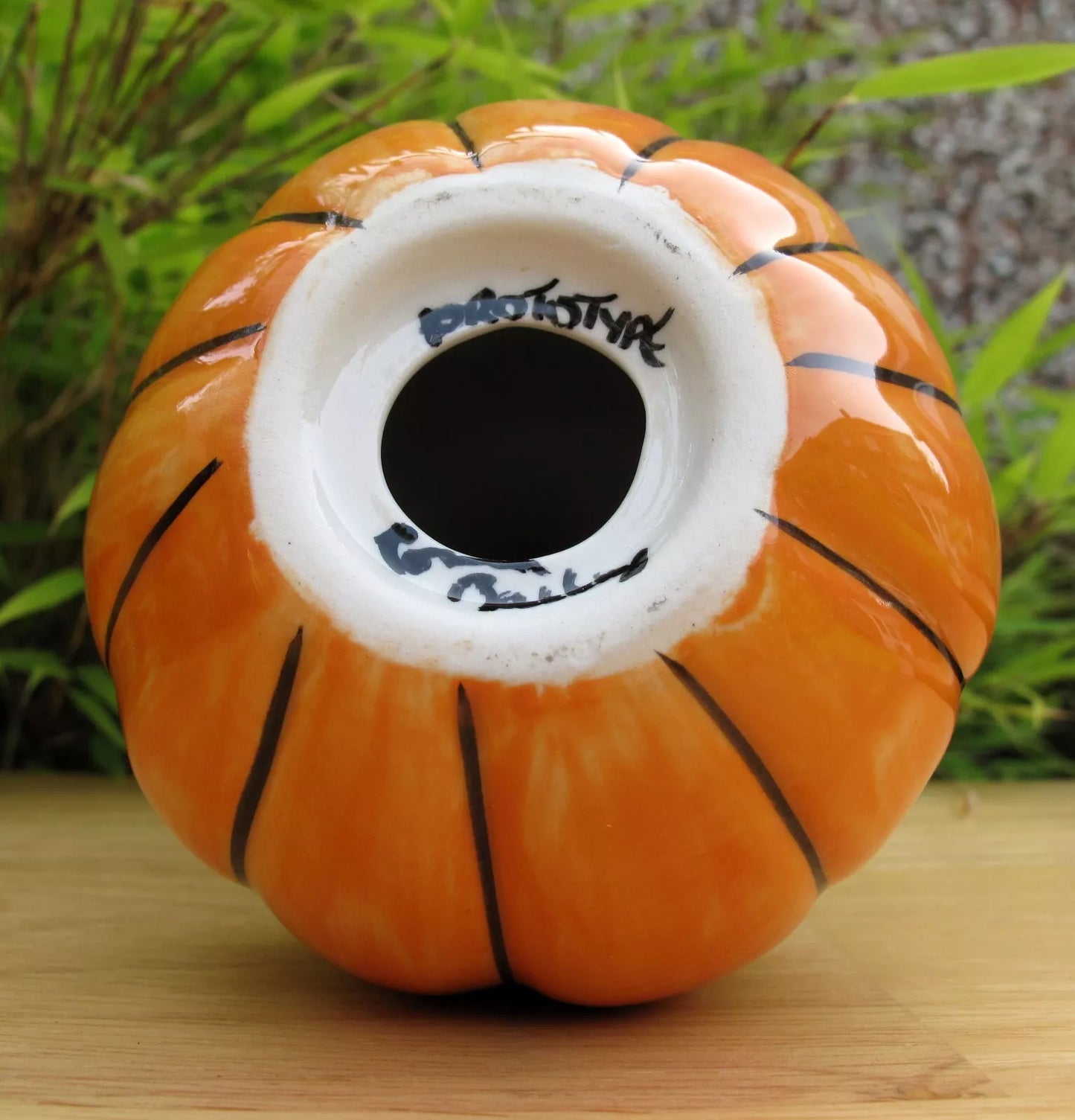 Lorna Bailey PROTOTYPE PUMPKIN SURPRISE CAT 2002 Trick or Treat Series Halloween