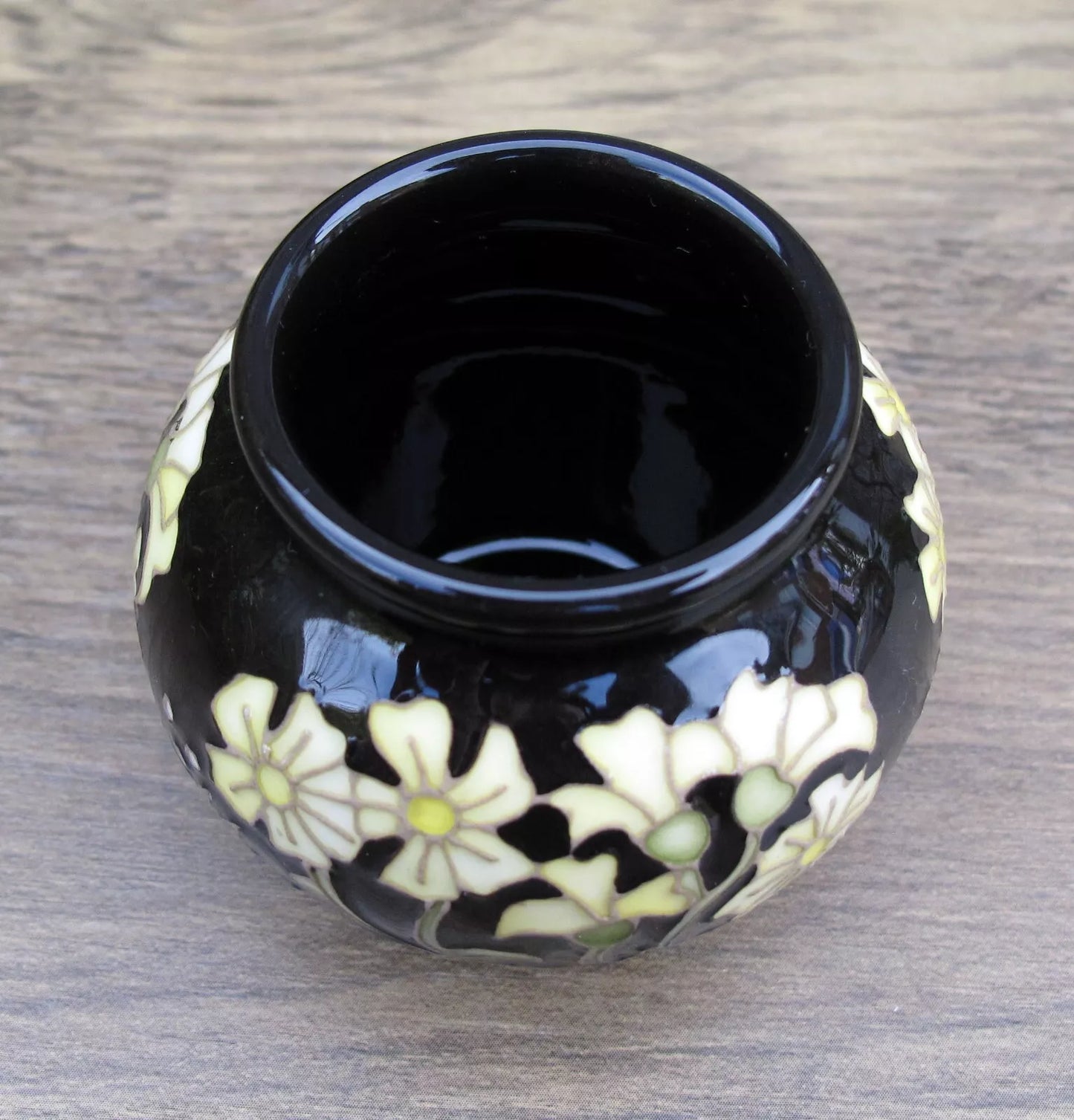 Moorcroft MILLIEFLEURS  Miniature Vase Shape 55/2 Retail Price £270 Emma Bossons