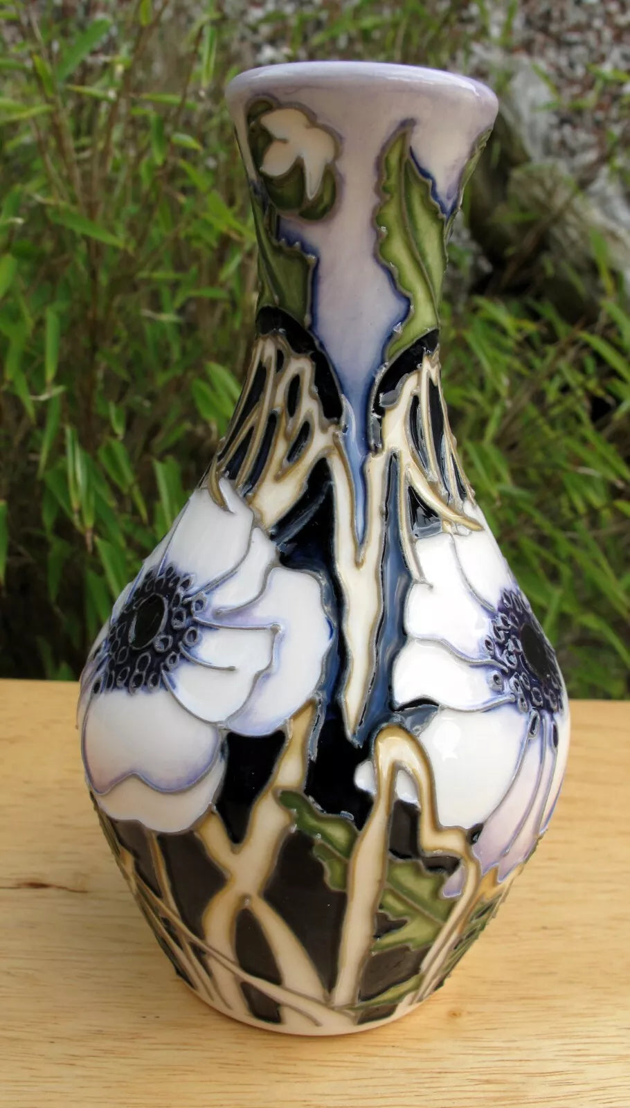 Moorcroft Exquisite PEACE ANEMONE Trial 22.8.19 Vase 372/5 Retail Price £445