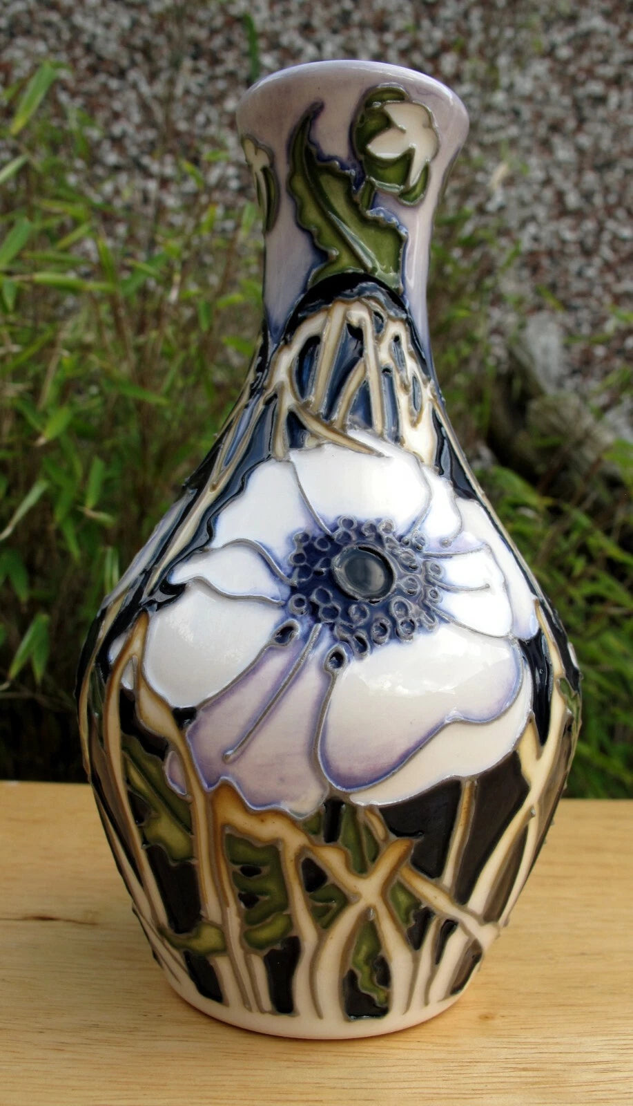 Moorcroft Exquisite PEACE ANEMONE Trial 22.8.19 Vase 372/5 Retail Price £445