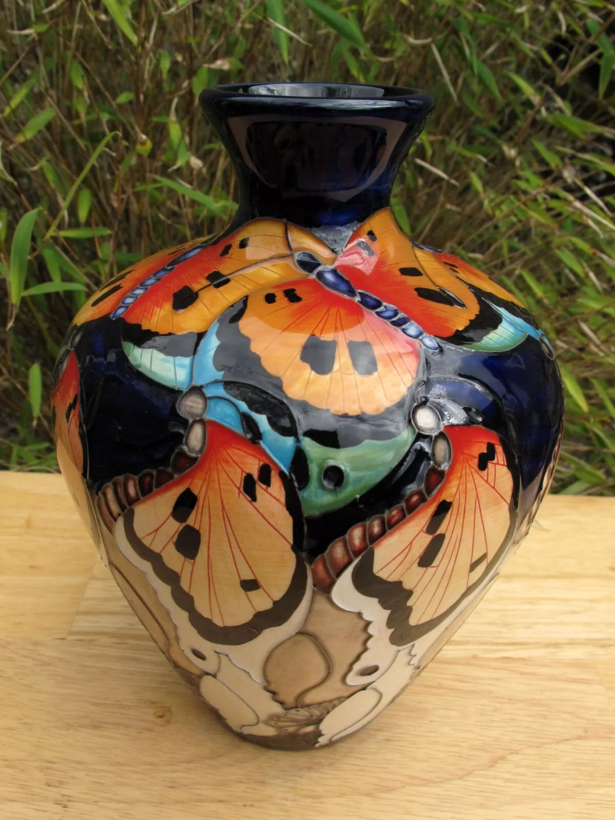 Moorcroft NAS PATTERN 03/7 Vase Limited Edition 19/30 RRP £770 Butterflies Moth