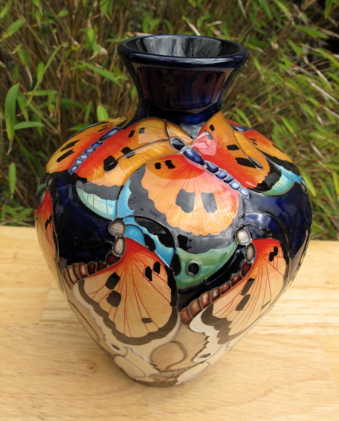 Moorcroft NAS PATTERN 03/7 Vase Limited Edition 19/30 RRP £770 Butterflies Moth