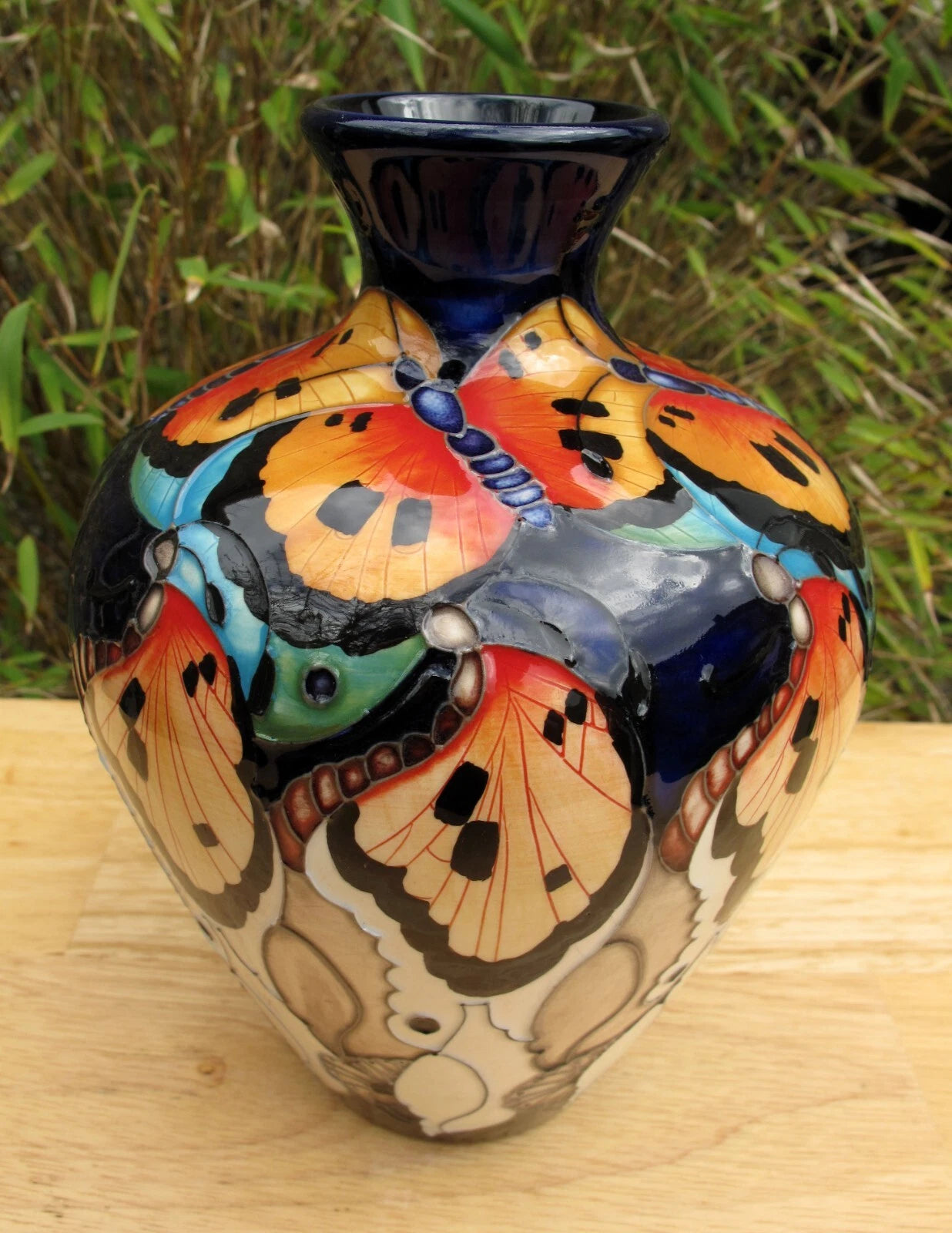 Moorcroft NAS PATTERN 03/7 Vase Limited Edition 19/30 RRP £770 Butterflies Moth