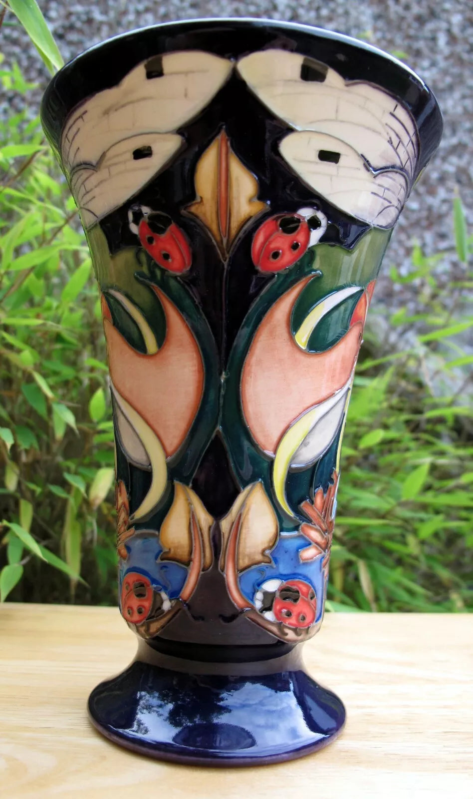 Moorcroft Exquisite HOMEMAKES Vase 87/6 Limited Edition 21/150 Retail Price £495