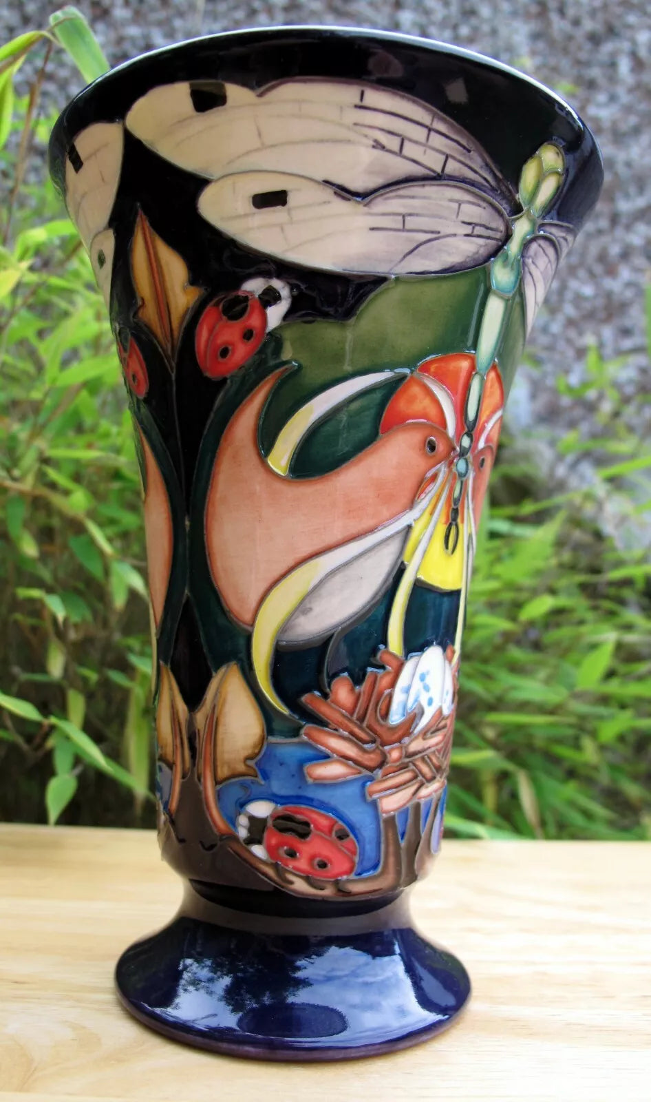 Moorcroft Exquisite HOMEMAKES Vase 87/6 Limited Edition 21/150 Retail Price £495