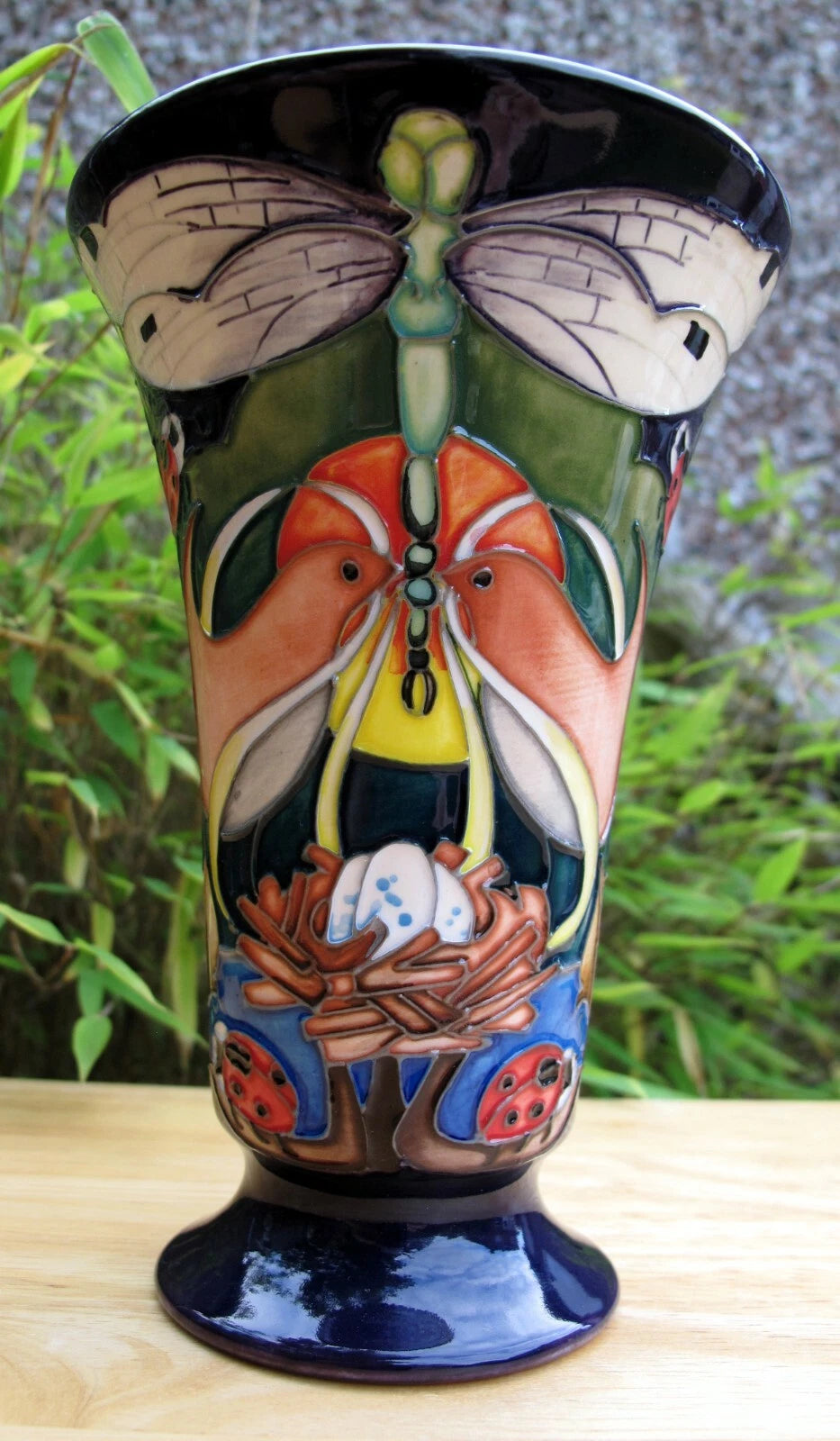 Moorcroft Exquisite HOMEMAKES Vase 87/6 Limited Edition 21/150 Retail Price £495