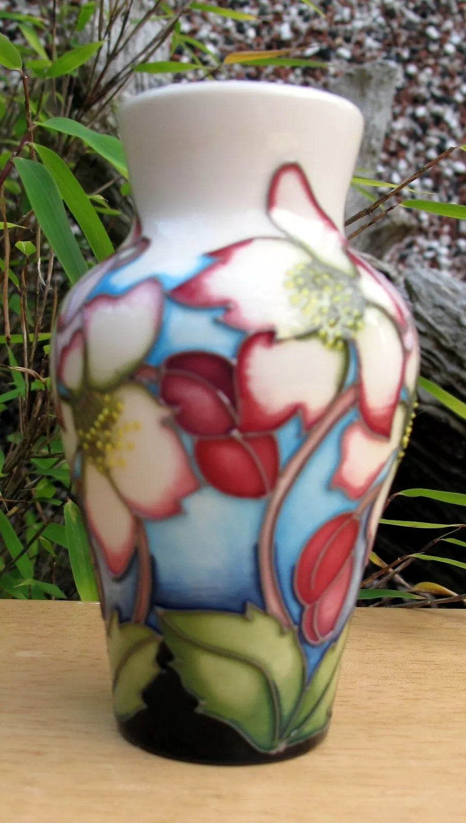 Moorcroft WINTER YIELD Vase Shape 23/4 Trial Dated 4.11.2015  Retail Price £220