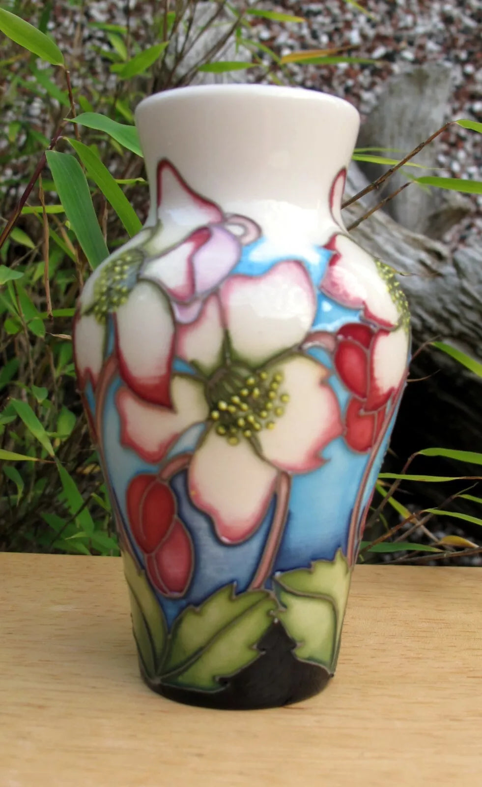 Moorcroft WINTER YIELD Vase Shape 23/4 Trial Dated 4.11.2015  Retail Price £220