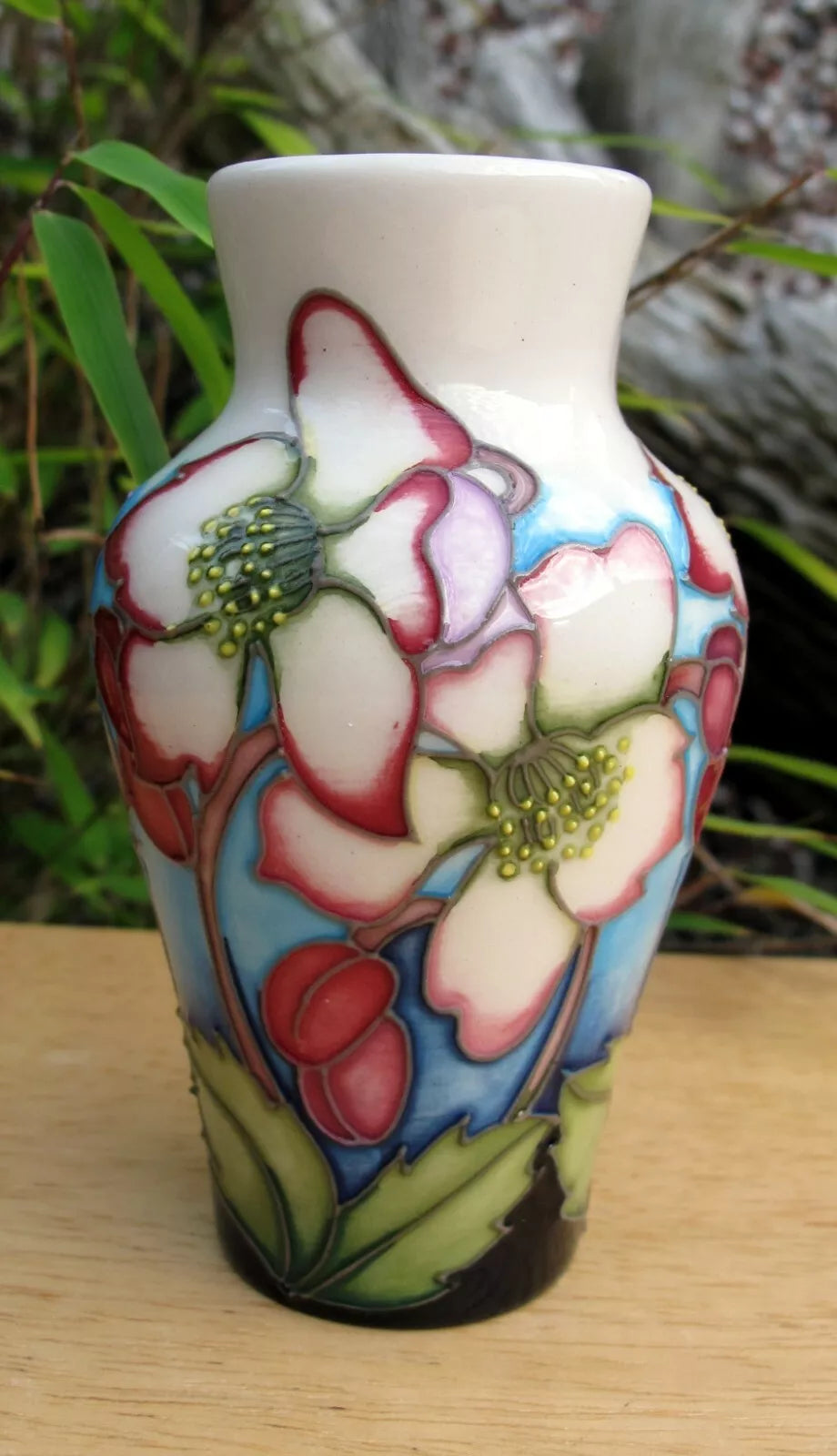 Moorcroft WINTER YIELD Vase Shape 23/4 Trial Dated 4.11.2015  Retail Price £220