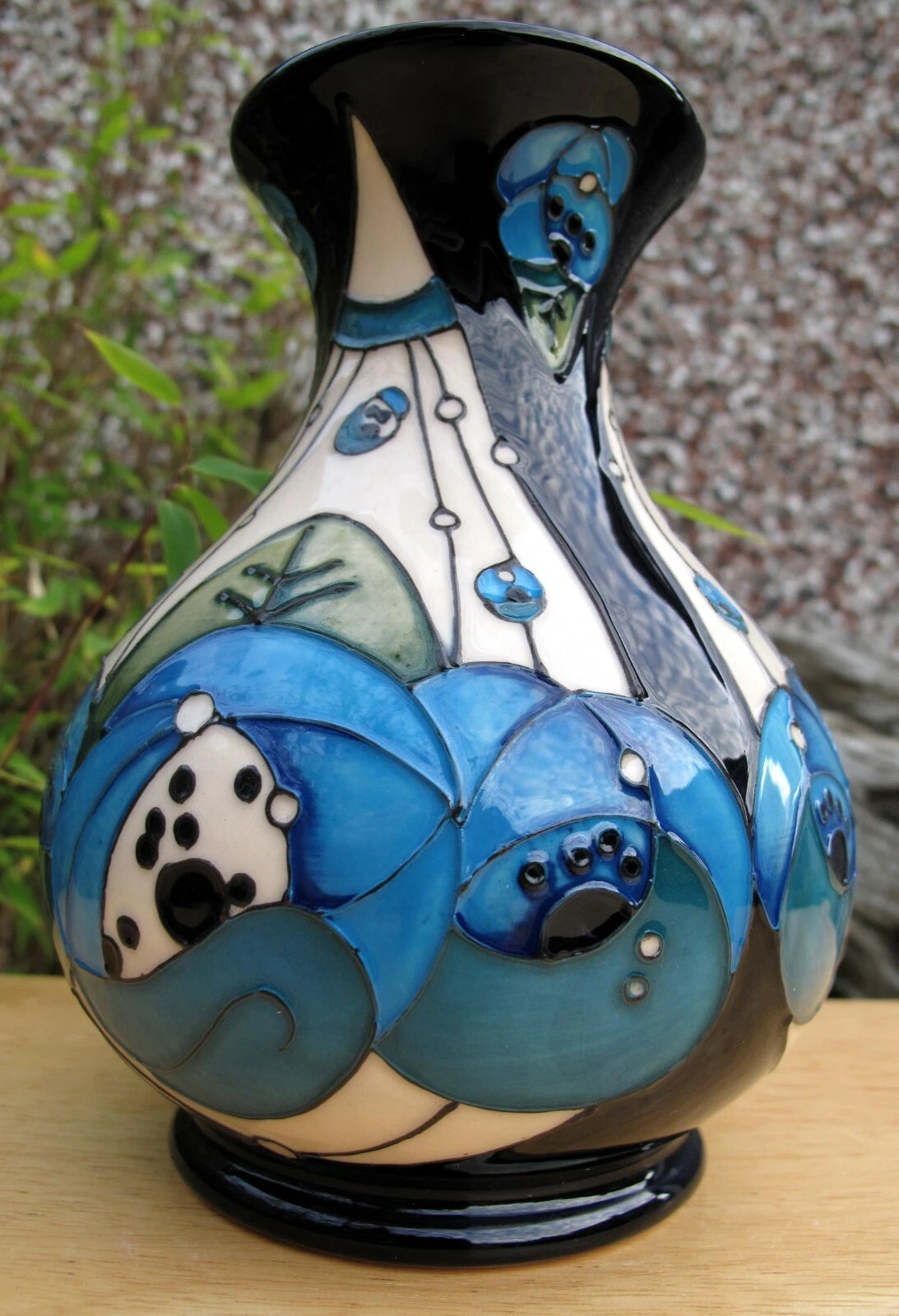 Moorcroft RENNIE ROSE BLUE vase M1/6 Retail Price £345 Charles Rennie Mackintosh