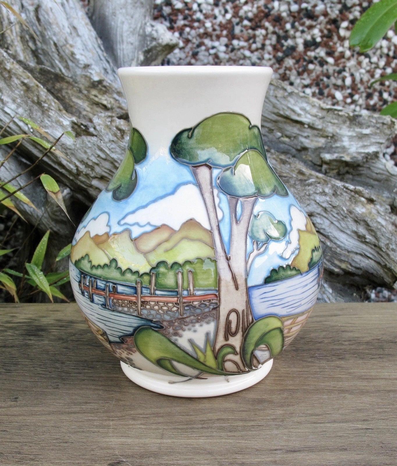Moorcroft ASHNESS JETTY Vase 869/6 Limited Edition 44/50 Retail Price £565