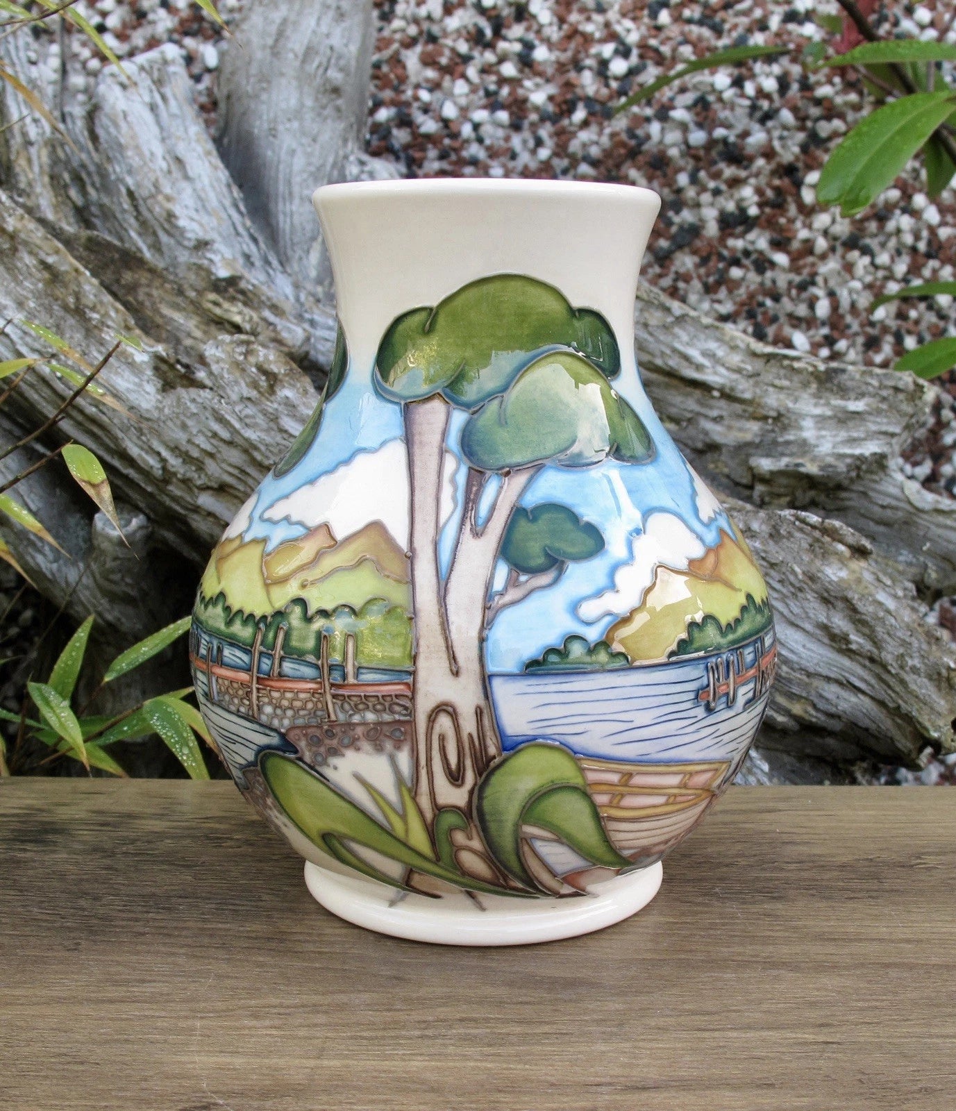 Moorcroft ASHNESS JETTY Vase 869/6 Limited Edition 44/50 Retail Price £565