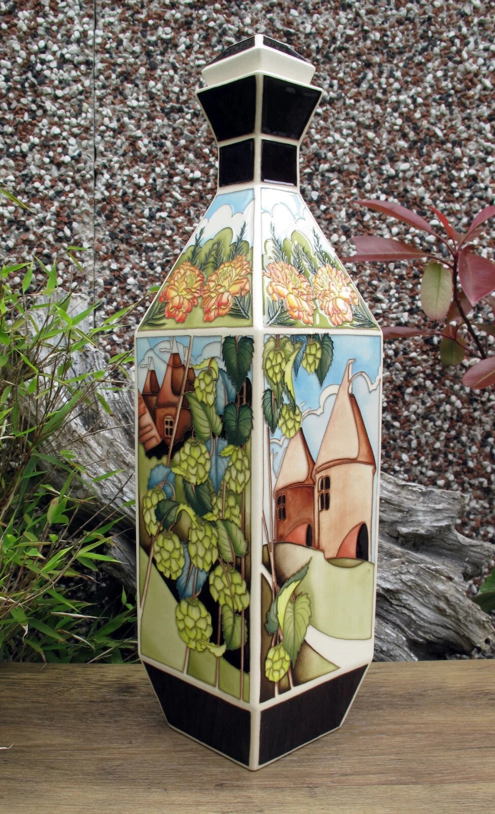 Moorcroft Rare OAST HOUSES  Limited Edition 10/10 Vase 96/16  Retail Price £2915