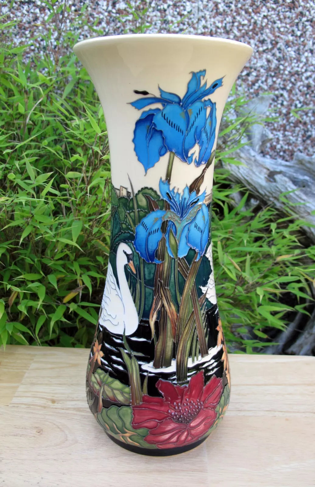 Moorcroft  VISION OF WINDSOR Vase 264/12 Numbered Edition First Quality RRP £890