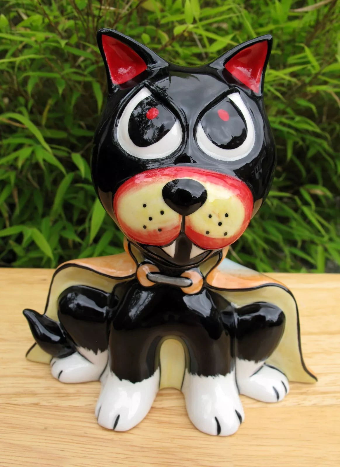 Lorna Bailey Rare PROTOTYPE COLOURWAY COUNT THE CAT 05 Halloween Dracula Vampire
