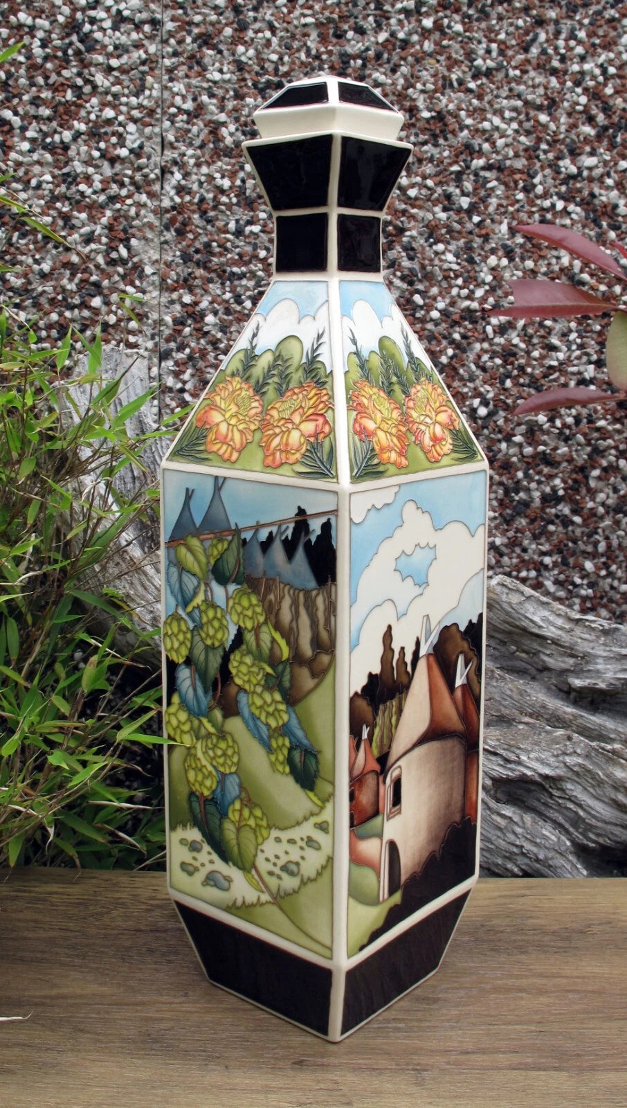 Moorcroft Rare OAST HOUSES  Limited Edition 10/10 Vase 96/16  Retail Price £2915