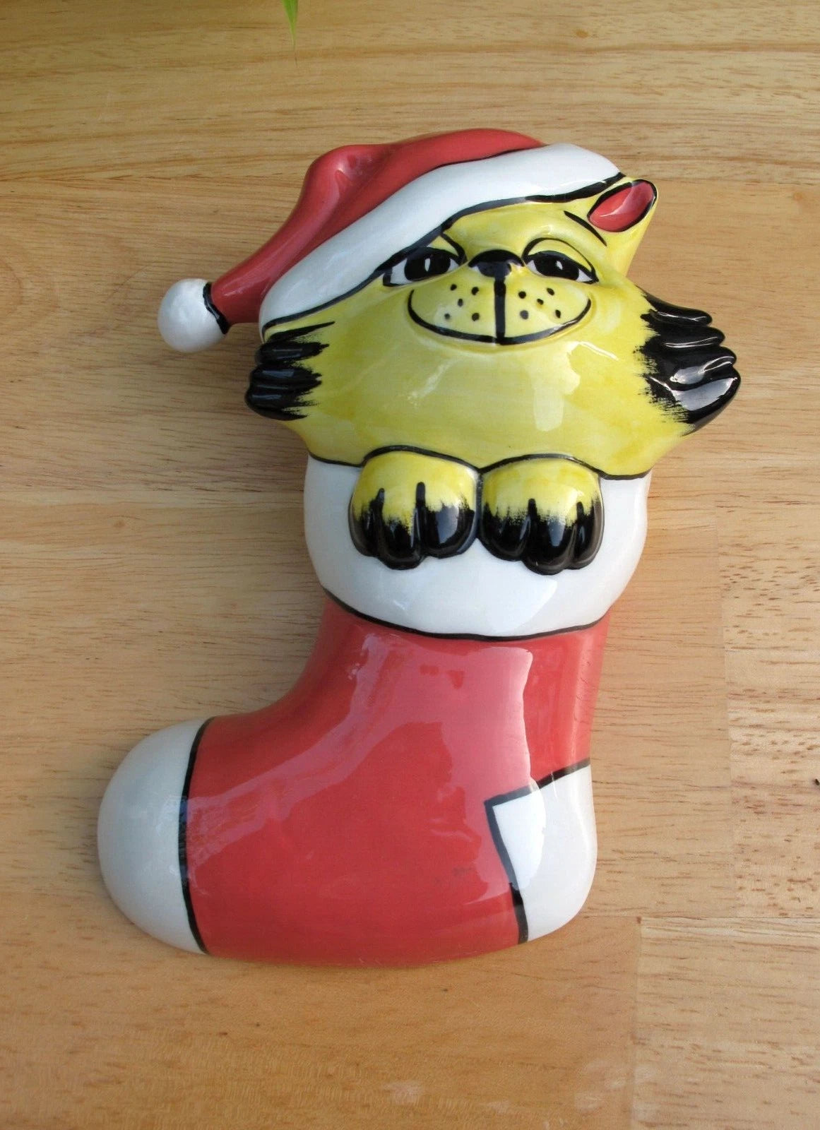 Lorna Bailey CHRISTMAS KITTY WALL PLAQUE ( Santa Cat ) Christmas 2004