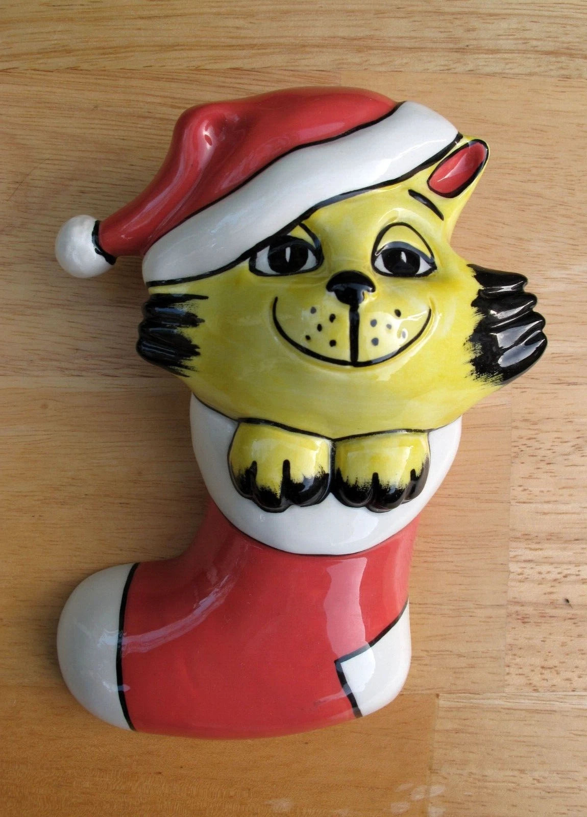 Lorna Bailey CHRISTMAS KITTY WALL PLAQUE ( Santa Cat ) Christmas 2004