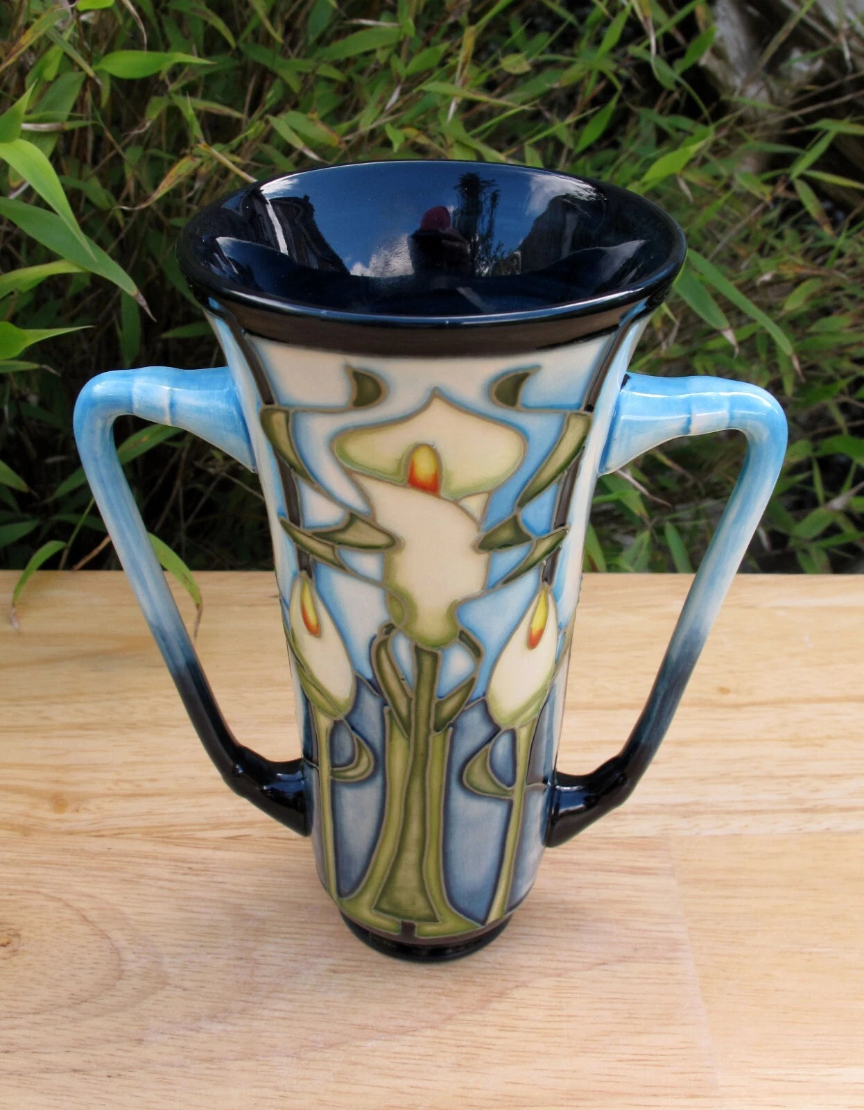 Moorcroft Exquisite CALLA LILY Vase Shape Loving Cup First Quality Emma Bossons