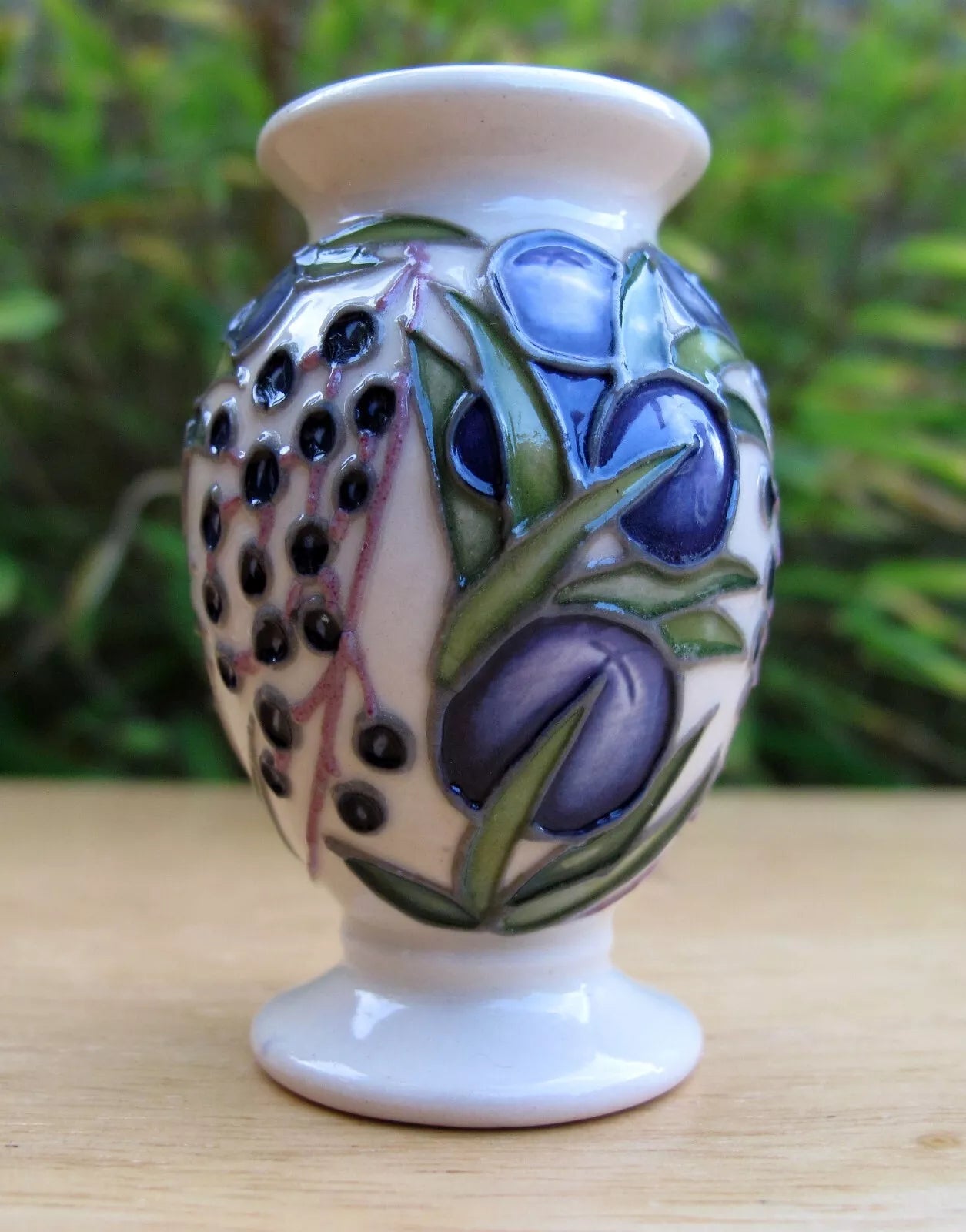 Moorcroft Miniature JUNIPER Master Trial 23.3.17 Vase 370/2 Retail Price £165