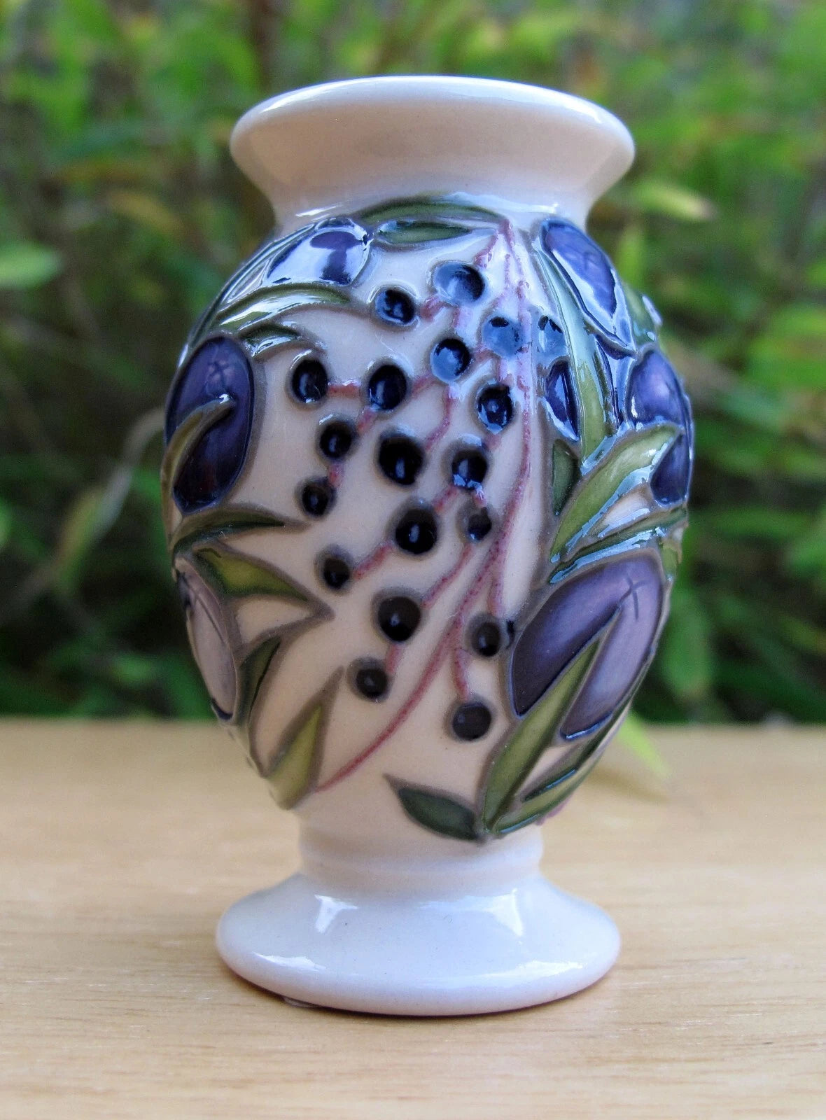 Moorcroft Miniature JUNIPER Master Trial 23.3.17 Vase 370/2 Retail Price £165