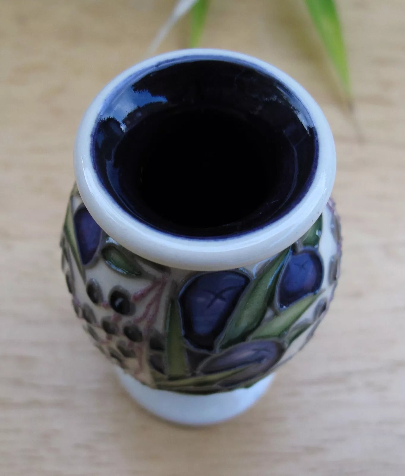 Moorcroft Miniature JUNIPER Master Trial 23.3.17 Vase 370/2 Retail Price £165