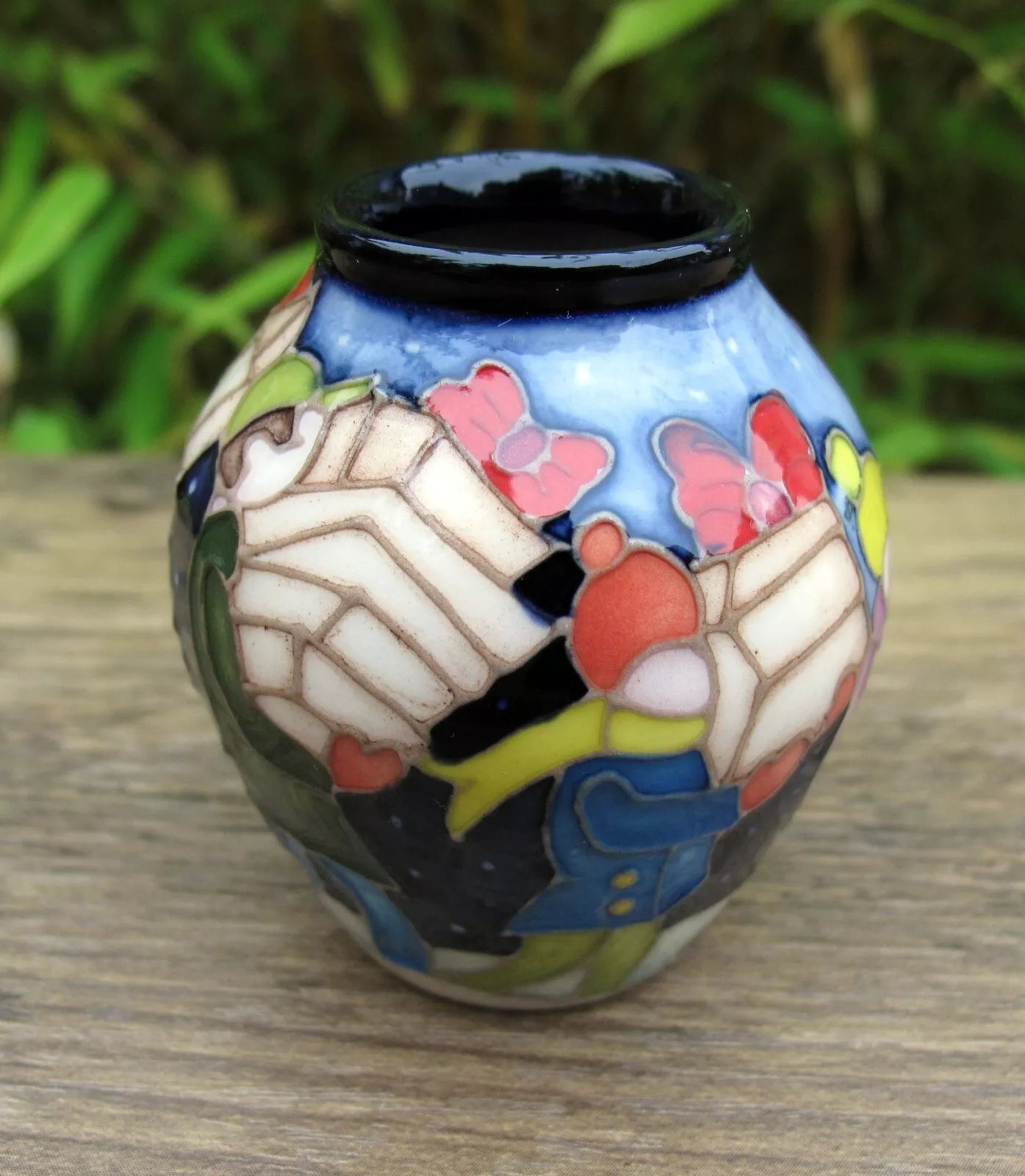 Moorcroft CHRISTMAS DELIVERY Miniature Vase 4/2 Retail Price £299