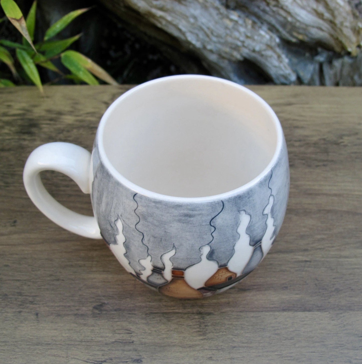 Moorcroft Exquisite THE MOTHER TOWN Barrel Mug MU2 2025 Retail Price £265