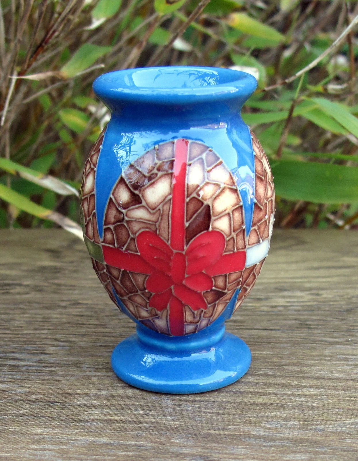 Moorcroft EASTER EGGS  Miniature Vase Shape 370/2 Retail Price £162