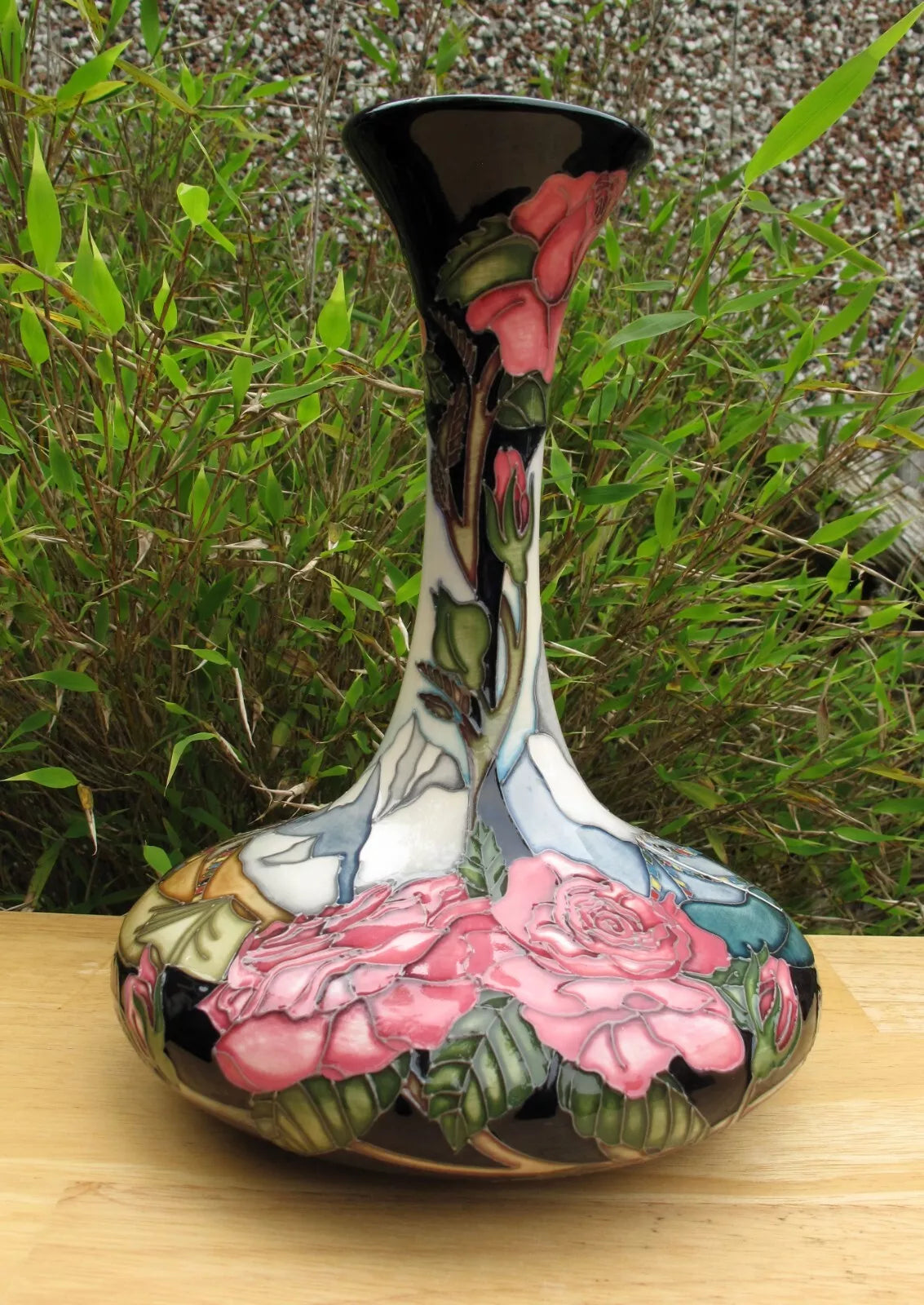 Moorcroft CORONATION DAY Numbered Edition 24. vase 104/9 First Quality RRP £840
