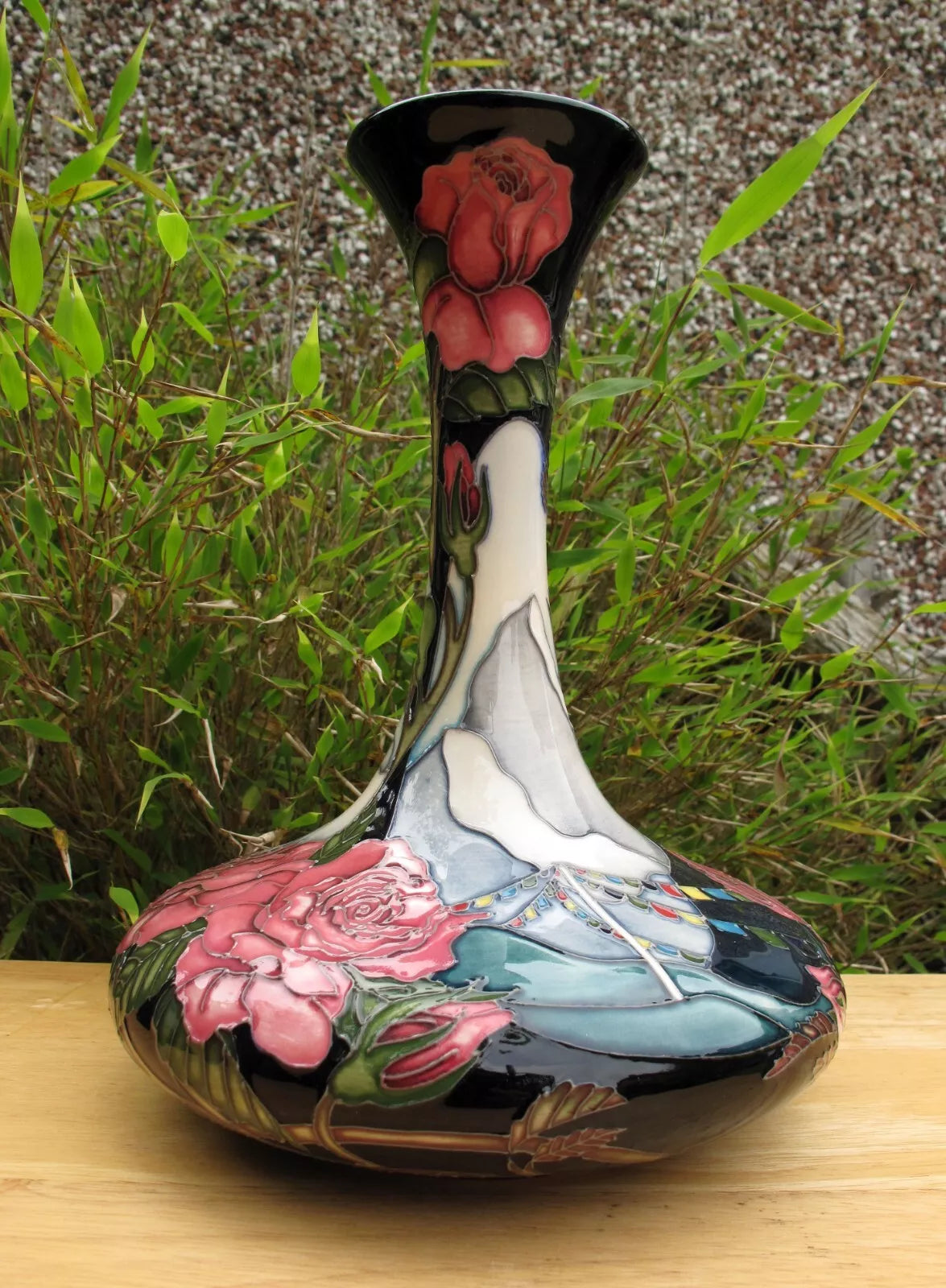 Moorcroft CORONATION DAY Numbered Edition 24. vase 104/9 First Quality RRP £840