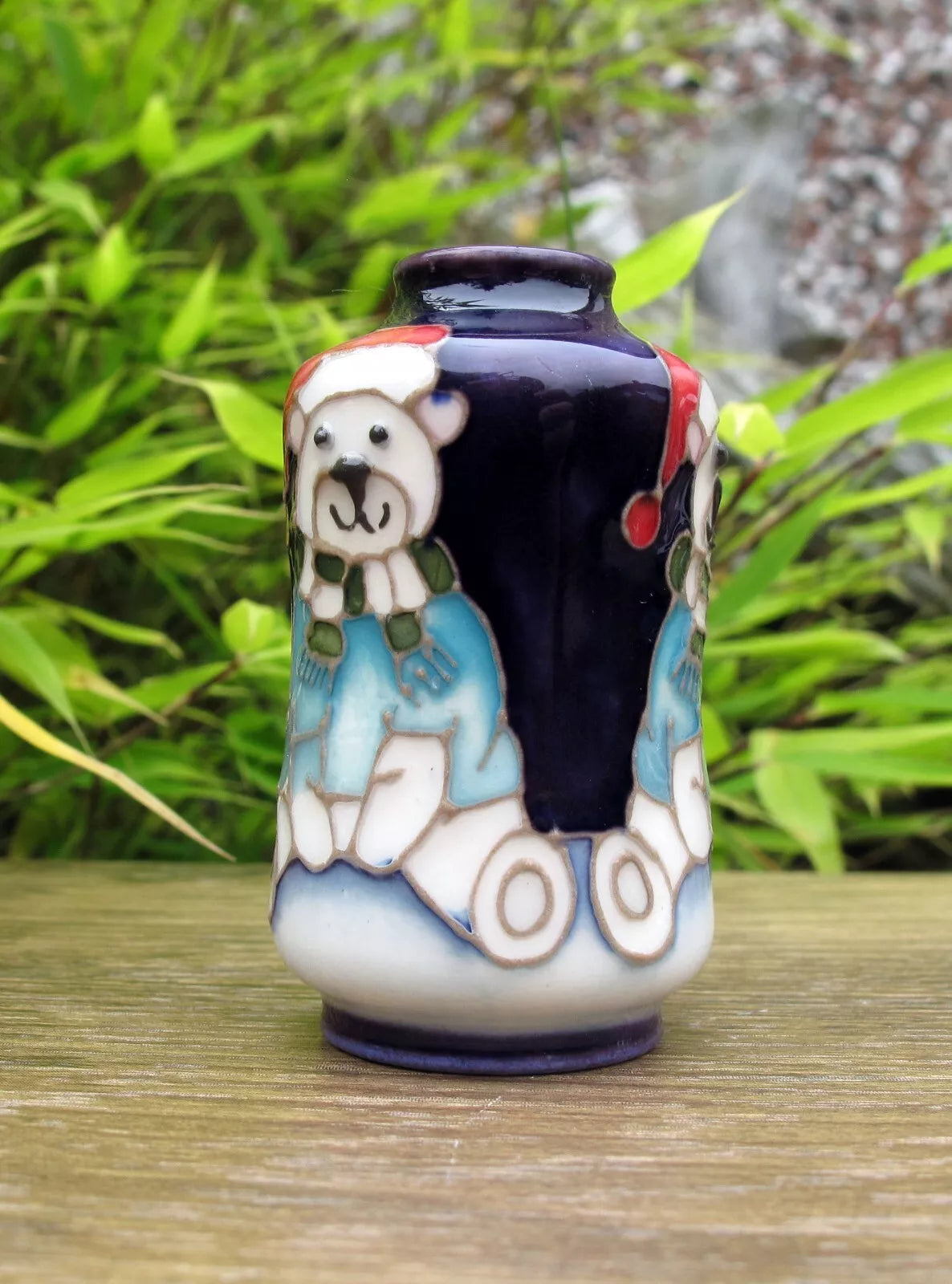 Moorcroft ARCTIC PARTY Miniature vase 98/2  Retail Price £224 Christmas Bear