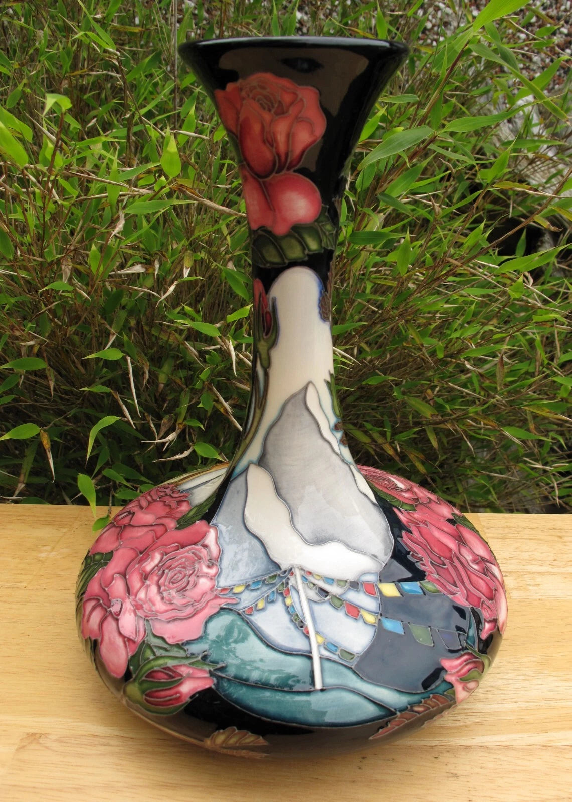 Moorcroft CORONATION DAY Numbered Edition 24. vase 104/9 First Quality RRP £840