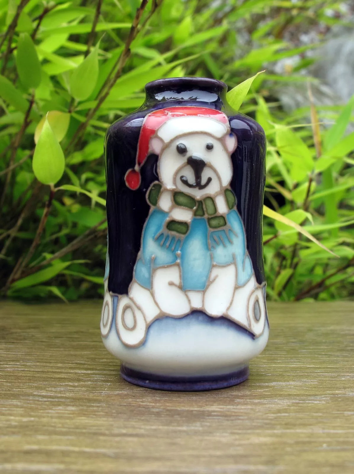 Moorcroft ARCTIC PARTY Miniature vase 98/2  Retail Price £224 Christmas Bear