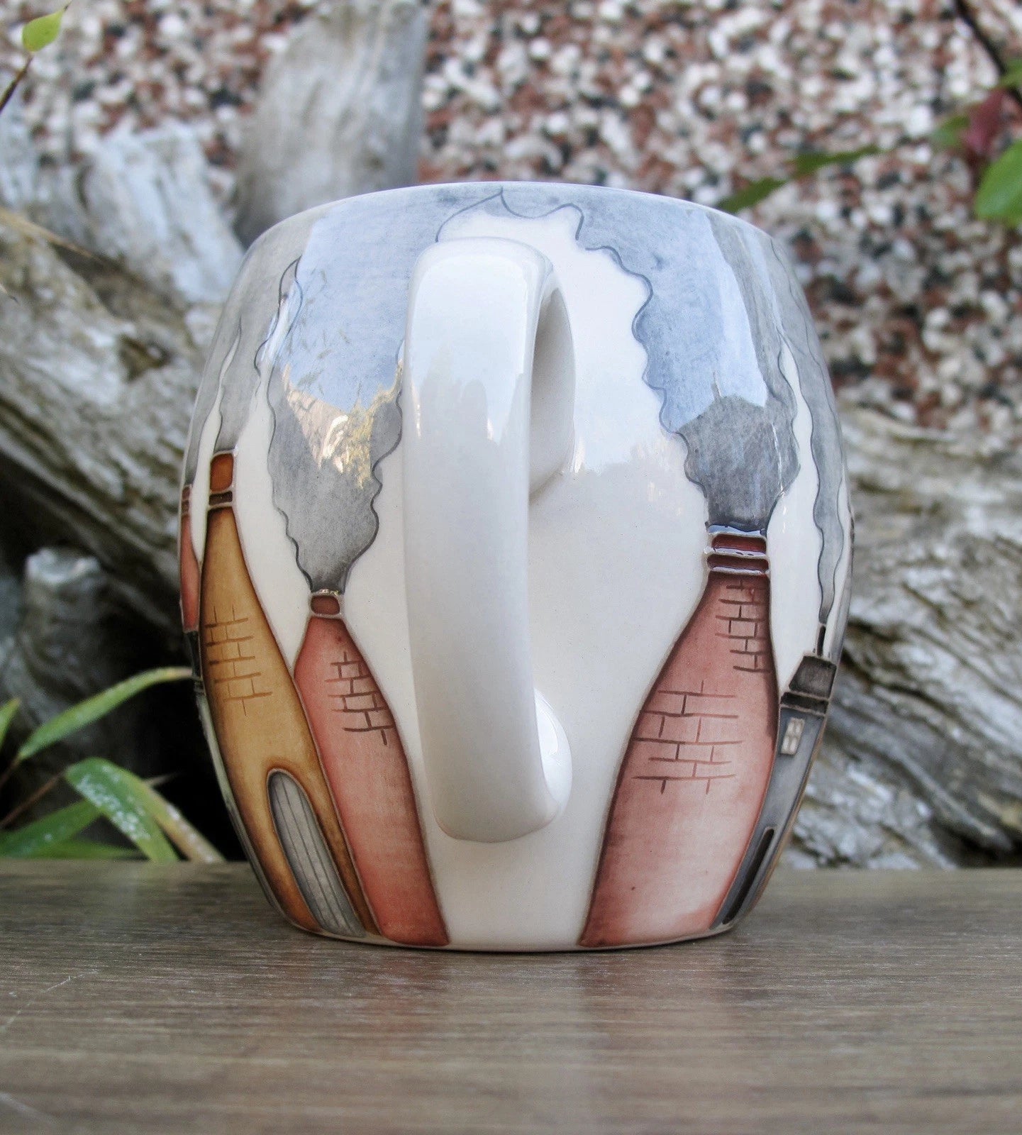 Moorcroft Exquisite THE MOTHER TOWN Barrel Mug MU2 2025 Retail Price £265