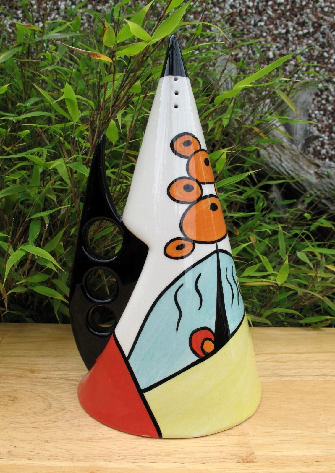 Lorna Bailey Rare GIANT POOLFIEDS FIN Sugar Sifter Shaker Jan 2002 Height 23cm