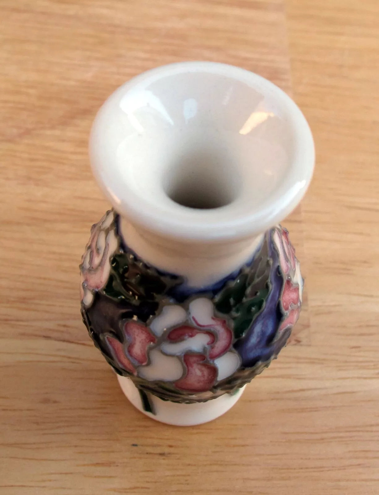 Moorcroft JUNE ROSE Miniature Vase shape 226/2 Retail Price £130 Floral Months