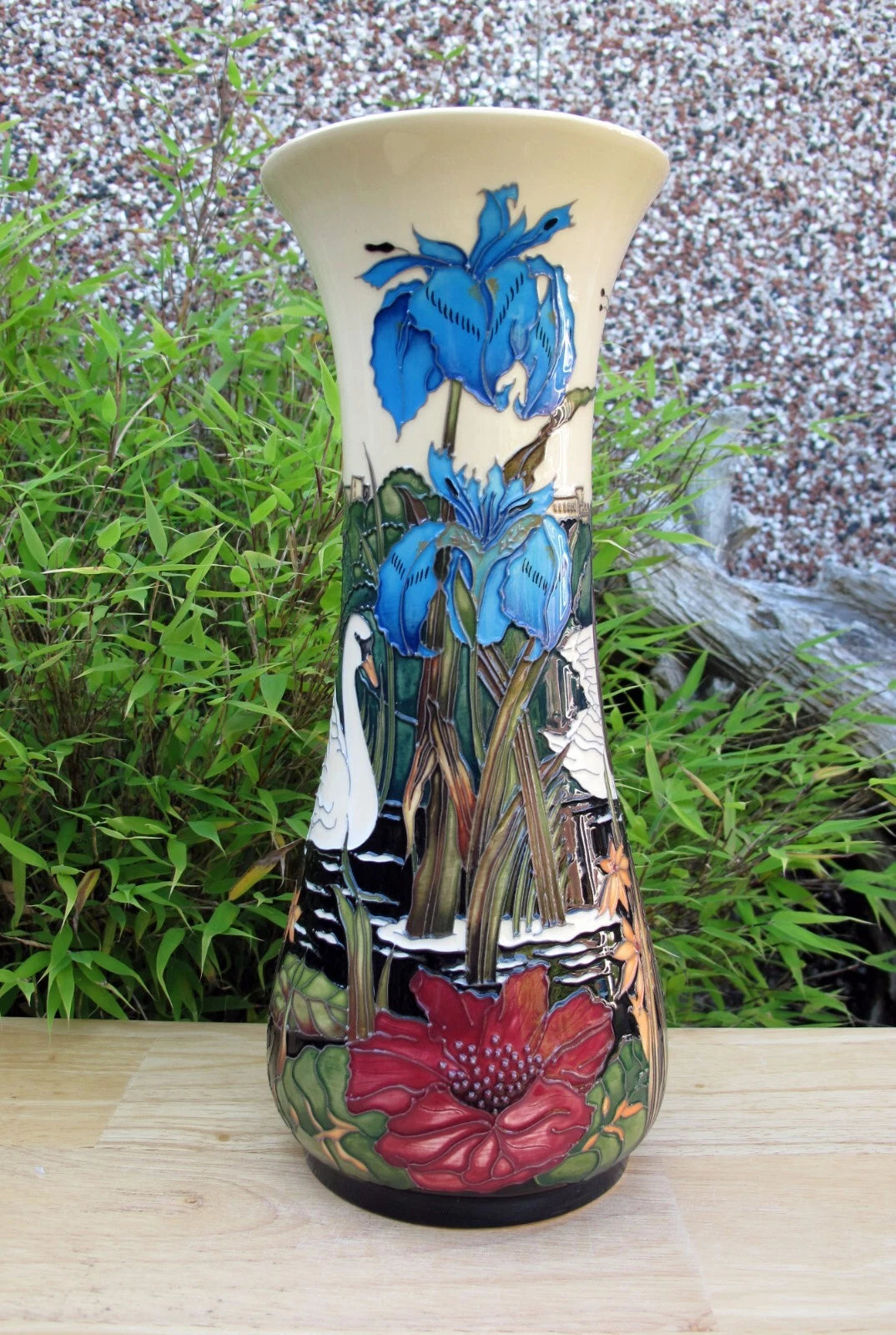 Moorcroft  VISION OF WINDSOR Vase 264/12 Numbered Edition First Quality RRP £890